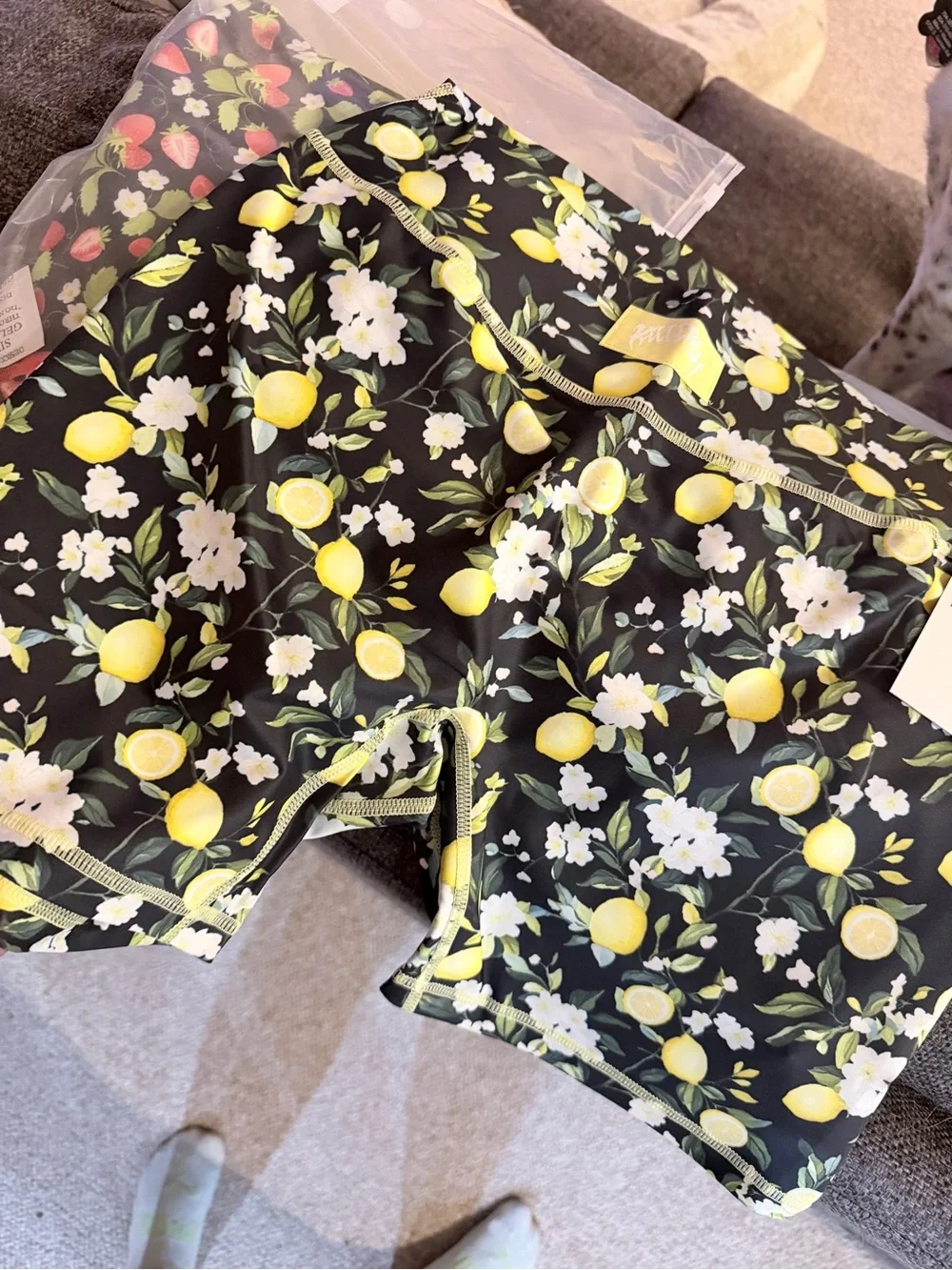 NWT Kill Crew Lemon-Print Athletic Shorts